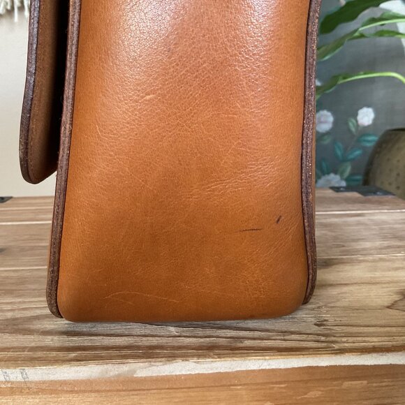 Madewell Tan Leather Shoulder Bag - Picture 4 of 16